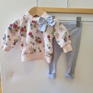 Laura Ashley Floral Top and Gray Leggings Set